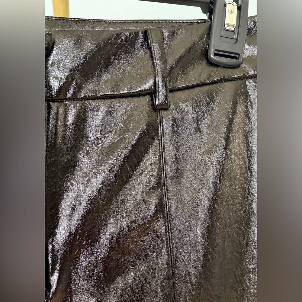 NWT 7 For All Mankind Glossy Black Faux Leather Trousers Women’s Size Medium. - Picture 8 of 13
